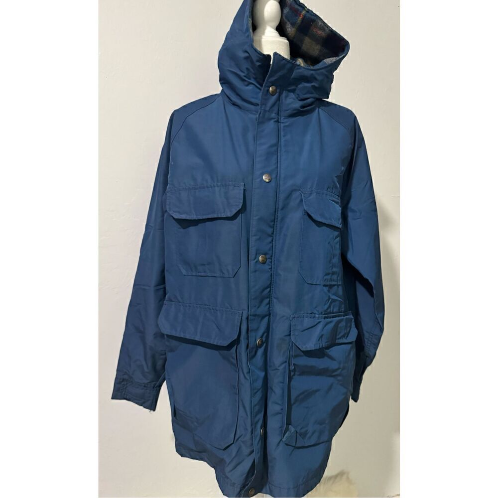 WoolRich vintage 90’s Men’s hooded rain jacket wool blend flannel liner M